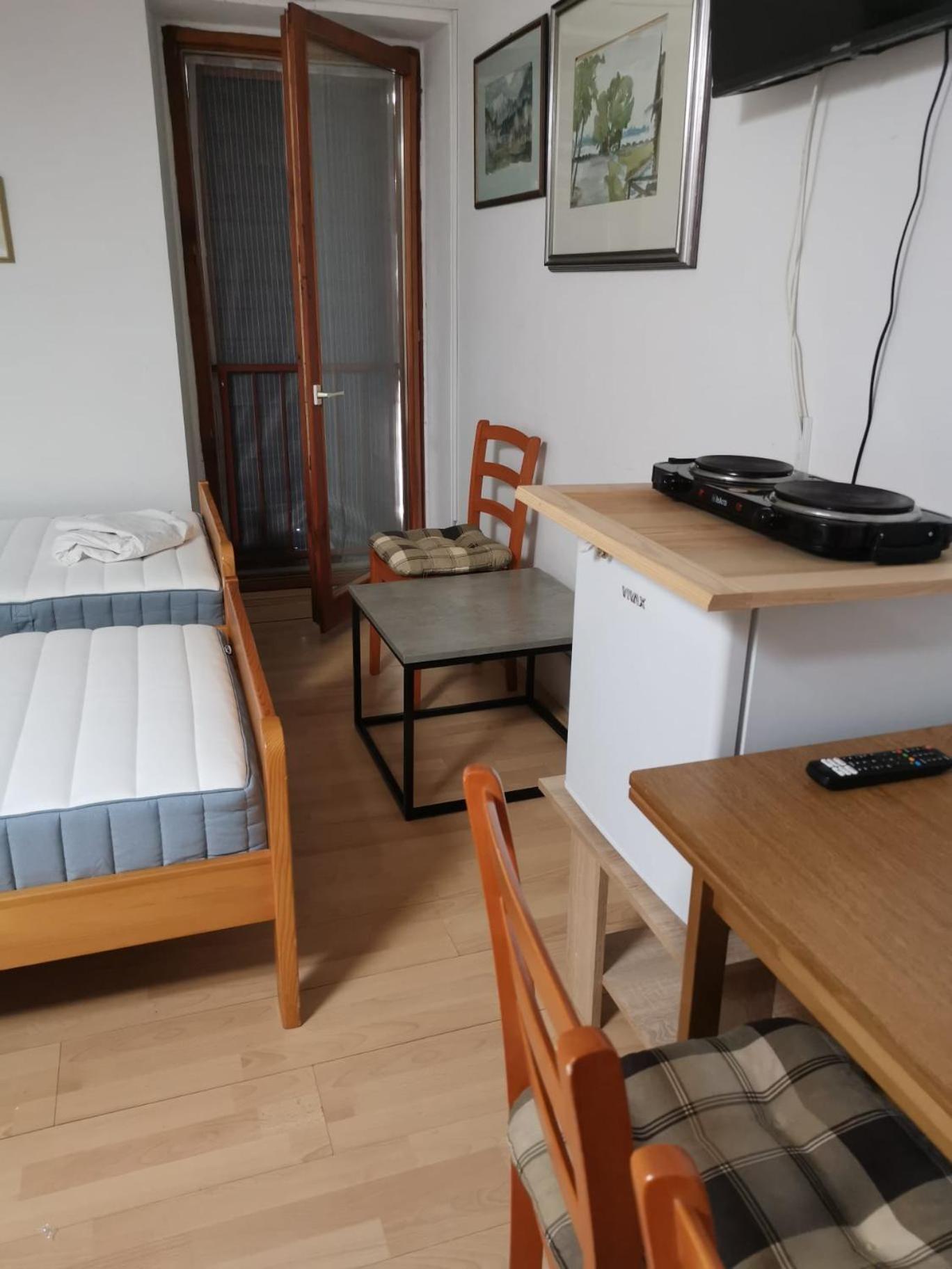 Guest House Accommodation Rupine Premantura Esterno foto