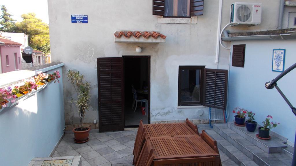 Guest House Accommodation Rupine Premantura Esterno foto
