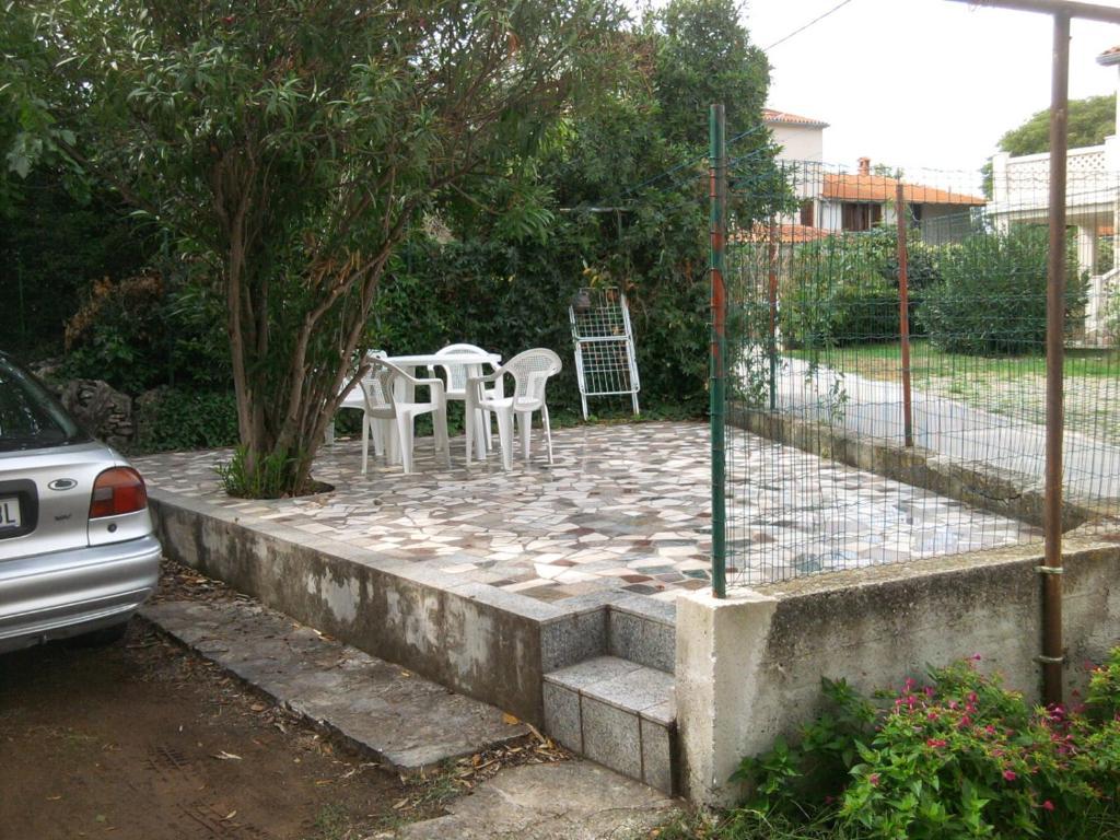 Guest House Accommodation Rupine Premantura Esterno foto